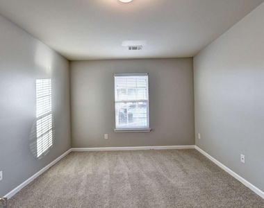 3070 Centerglen Lane - Photo Thumbnail 37