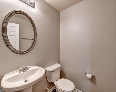 3070 Centerglen Lane - Photo Thumbnail 13