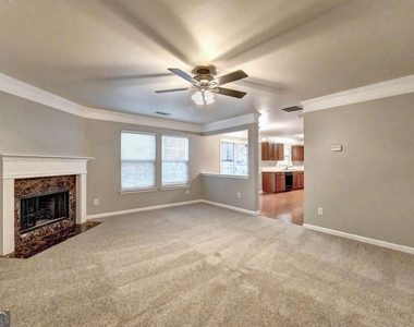 3070 Centerglen Lane - Photo Thumbnail 23