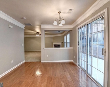3070 Centerglen Lane - Photo Thumbnail 20