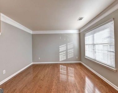 3070 Centerglen Lane - Photo Thumbnail 3