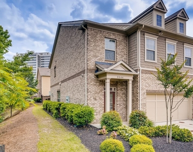 2544 Josselyn Lane Se - Photo Thumbnail 1