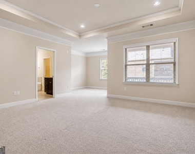 2544 Josselyn Lane Se - Photo Thumbnail 20