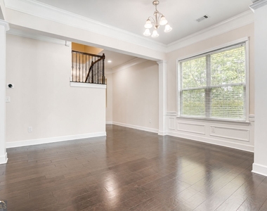 2544 Josselyn Lane Se - Photo Thumbnail 11