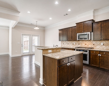 2544 Josselyn Lane Se - Photo Thumbnail 15