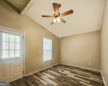 3607 Oakland Spring Court - Photo Thumbnail 8