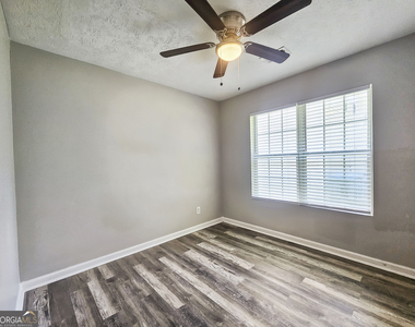 3607 Oakland Spring Court - Photo Thumbnail 13