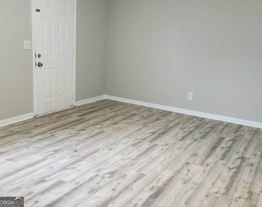 764 Crestside Court - Photo Thumbnail 15