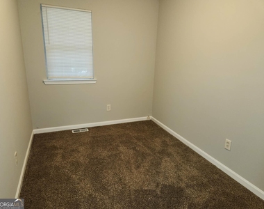 764 Crestside Court - Photo Thumbnail 11