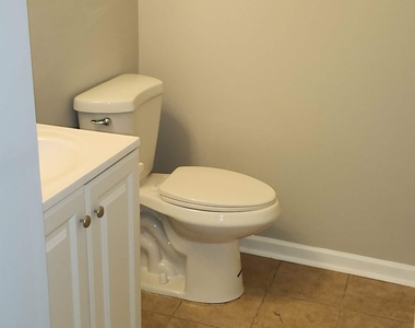 764 Crestside Court - Photo Thumbnail 6
