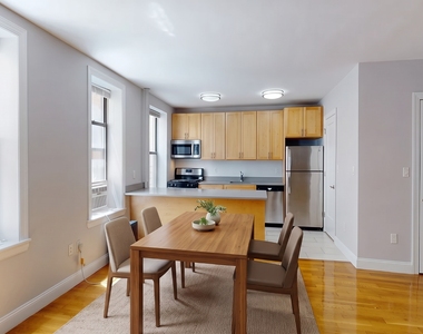 1795 Riverside Drive - Photo Thumbnail 2