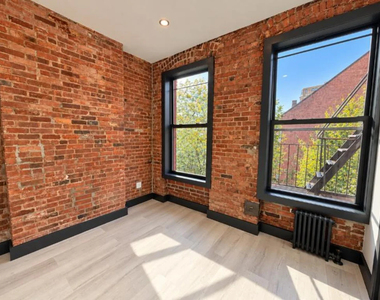 9 West 103rd Street - Photo Thumbnail 9
