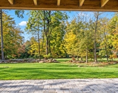108 D Hemlock Hill - Photo Thumbnail 10