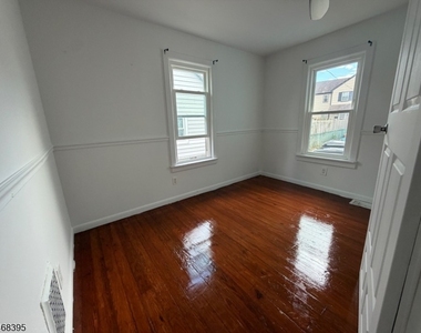 58 N Main St - Photo Thumbnail 4