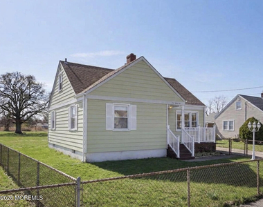 182 Seabreeze Way - Photo Thumbnail 2