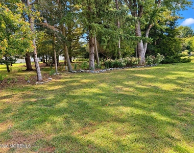 68 Edinburgh Drive - Photo Thumbnail 6