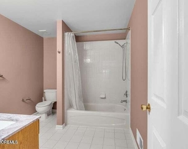 17 Forrest Court - Photo Thumbnail 12