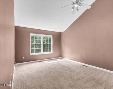 17 Forrest Court - Photo Thumbnail 10