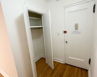 West 79 Street - Photo Thumbnail 10
