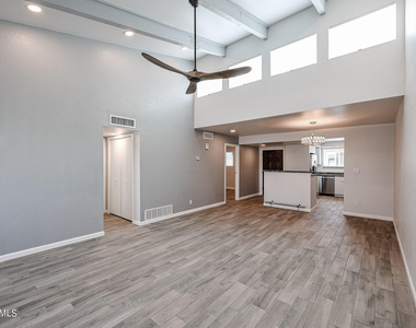 3656 N 70th Street - Photo Thumbnail 7