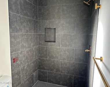 4314 E Oak Street - Photo Thumbnail 16