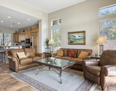 7831 E Visao Drive - Photo Thumbnail 7