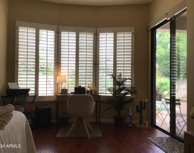 674 W Desert Broom Drive - Photo Thumbnail 29