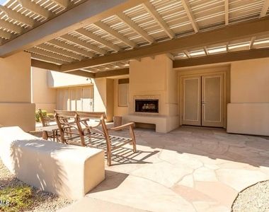 11333 N 92nd Street - Photo Thumbnail 14
