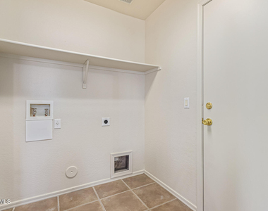 25781 W Dunlap Road - Photo Thumbnail 18