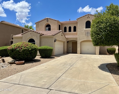 2890 S Miller Drive - Photo Thumbnail 2
