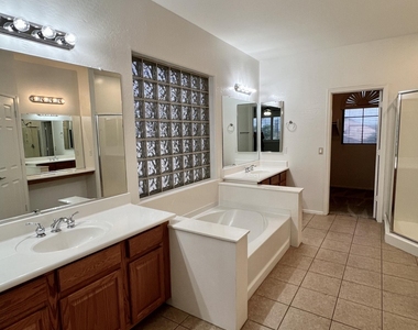 2890 S Miller Drive - Photo Thumbnail 21