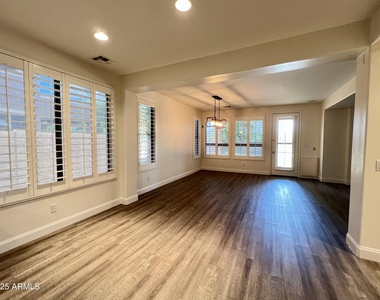 2890 S Miller Drive - Photo Thumbnail 8