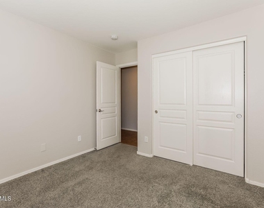 2770 E Dust Devil Drive - Photo Thumbnail 19