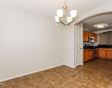 2770 E Dust Devil Drive - Photo Thumbnail 8