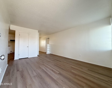 5825 W Flower Street - Photo Thumbnail 2