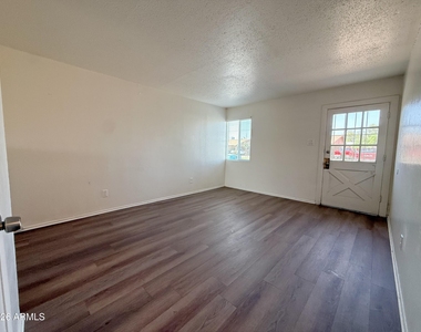 5825 W Flower Street - Photo Thumbnail 3