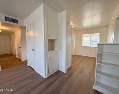 5825 W Flower Street - Photo Thumbnail 5