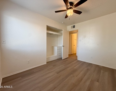 5825 W Flower Street - Photo Thumbnail 13