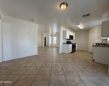 5807 N 73rd Drive - Photo Thumbnail 16