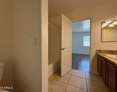 5807 N 73rd Drive - Photo Thumbnail 26
