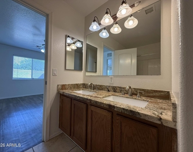 5807 N 73rd Drive - Photo Thumbnail 24