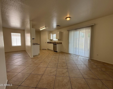 5807 N 73rd Drive - Photo Thumbnail 17
