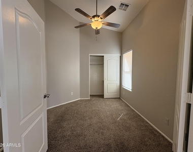 86 W Gold Dust Way - Photo Thumbnail 12
