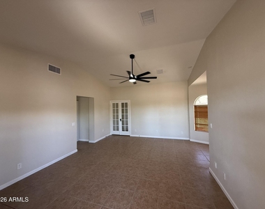 2914 N Hawes Road - Photo Thumbnail 17