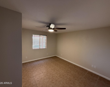 2914 N Hawes Road - Photo Thumbnail 10