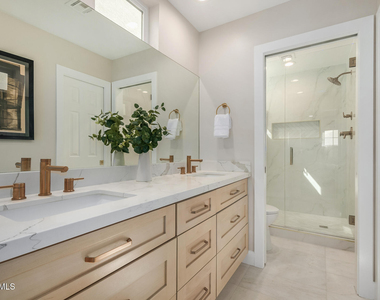 4225 N 21st Street - Photo Thumbnail 14