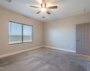 7599 W Springfield Way - Photo Thumbnail 19
