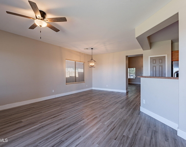 7599 W Springfield Way - Photo Thumbnail 6