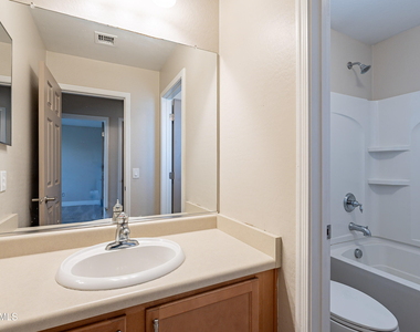 7599 W Springfield Way - Photo Thumbnail 28