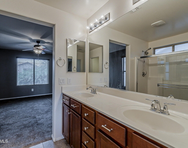 3509 E Oakland Street - Photo Thumbnail 42